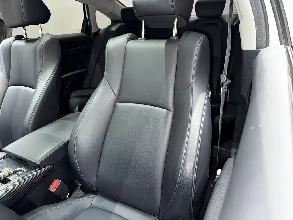 Honda Accord 2021 — фото 12