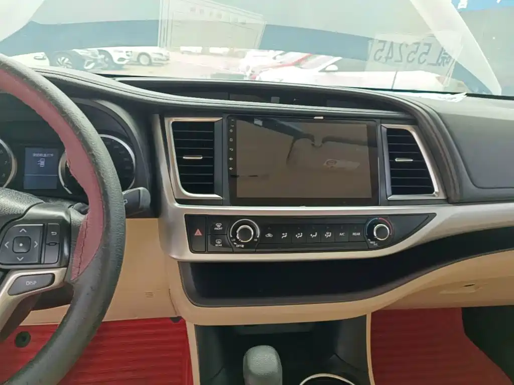 Toyota Highlander 2019 — фото 13