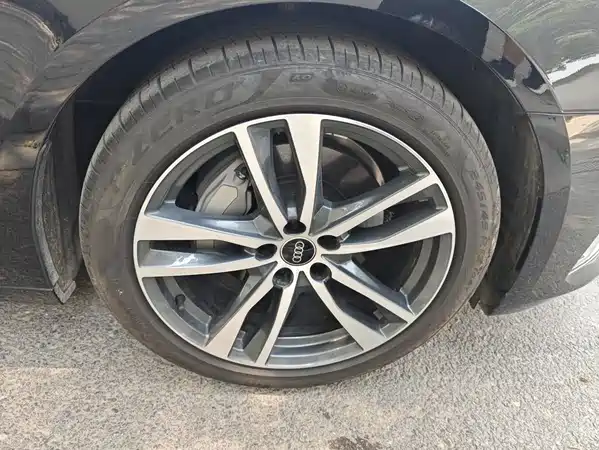 Audi A6L 2023