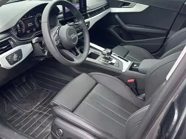 Audi A4L 2023