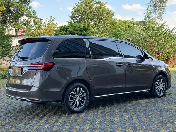Buick GL8 2023