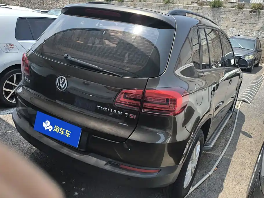 Volkswagen Tiguan 2015