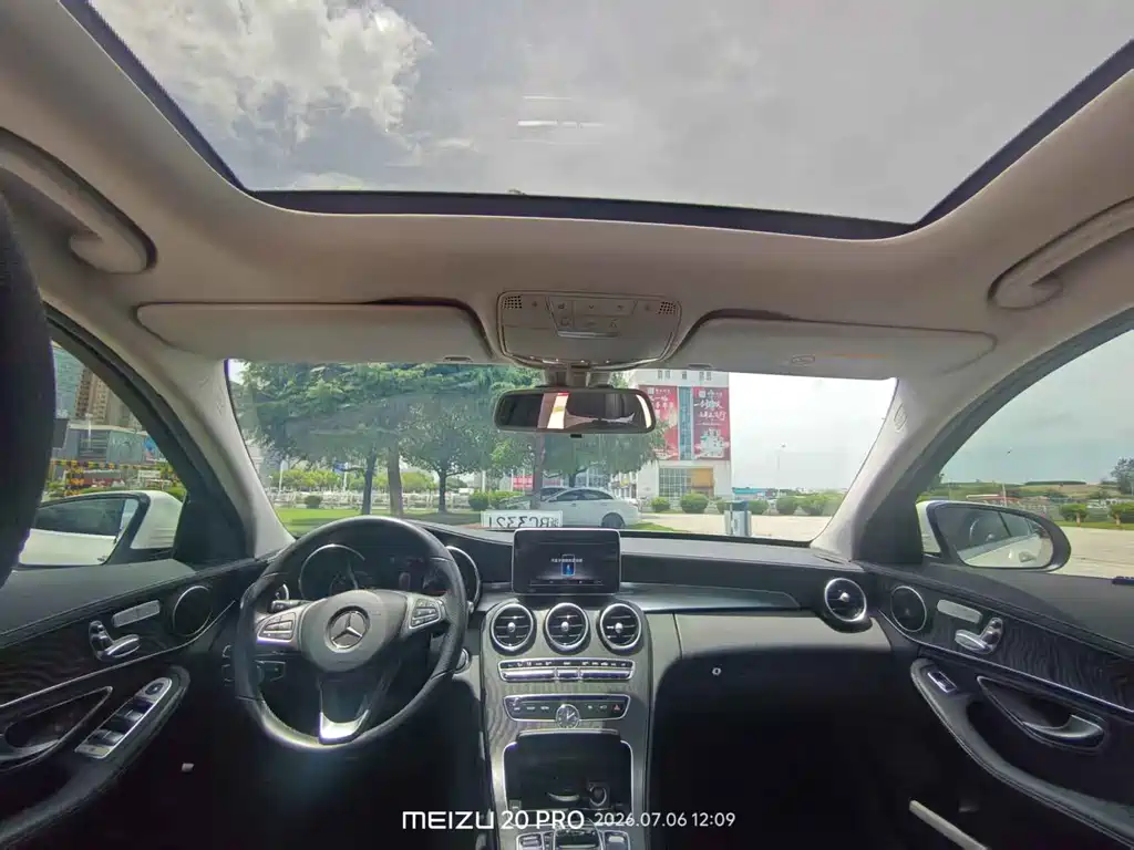 Mercedes-Benz C-Class 2018