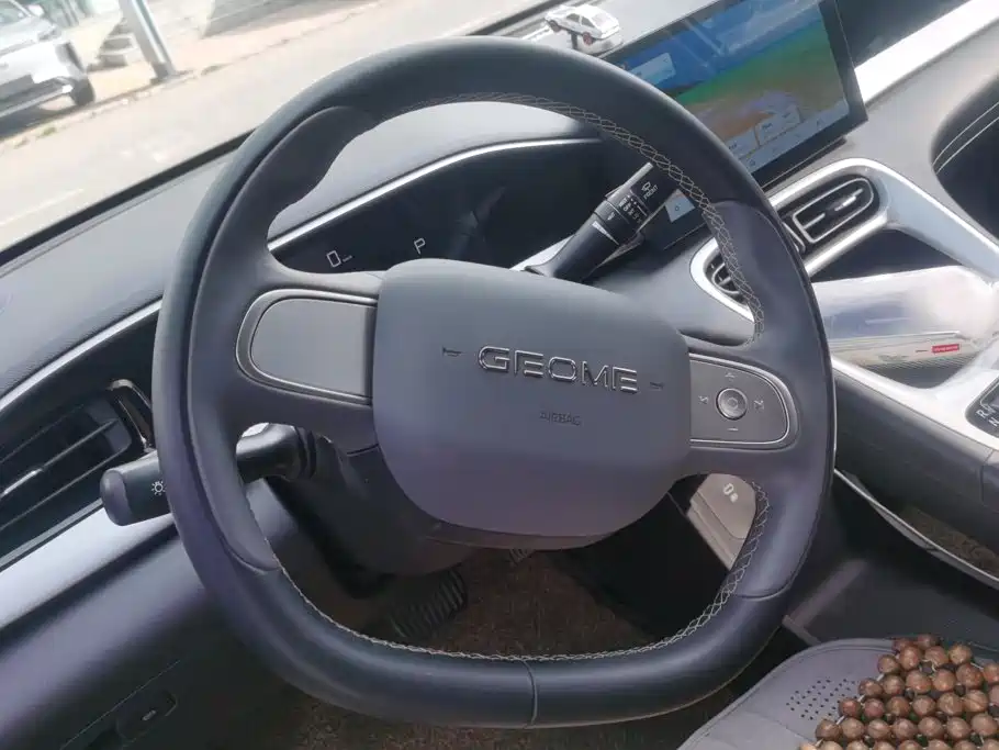 Geely Galaxy Starwish 2025 — фото 15