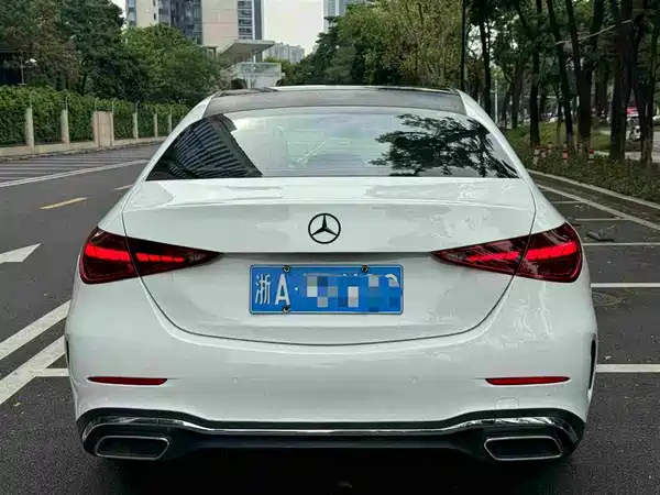Mercedes-Benz C-Class 2022