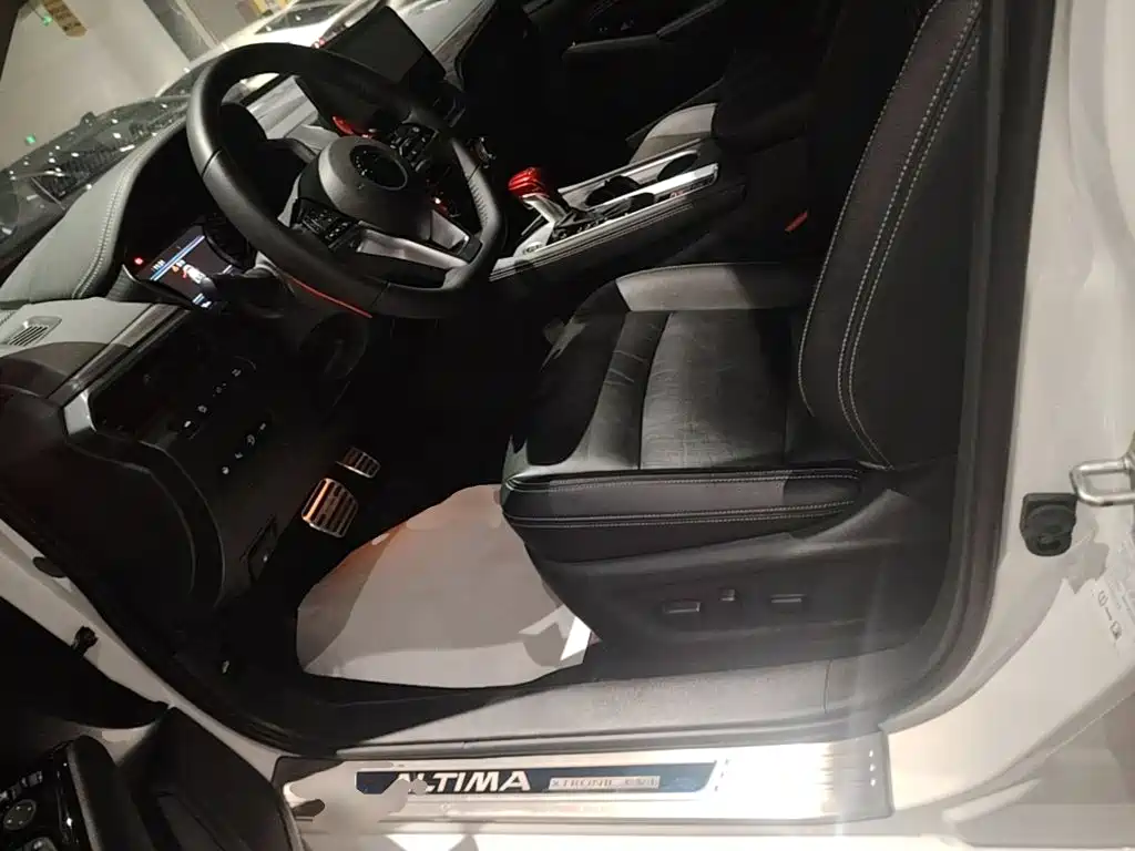 Nissan Teana 2022 — фото 15
