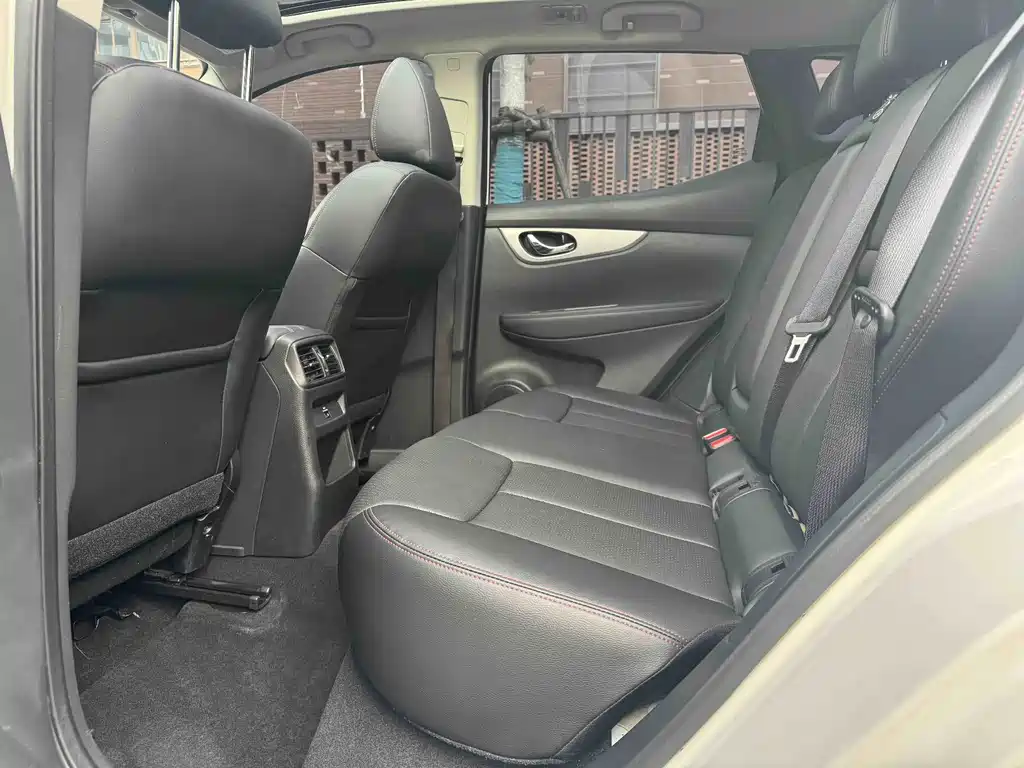 Nissan Qashqai 2022 — фото 16