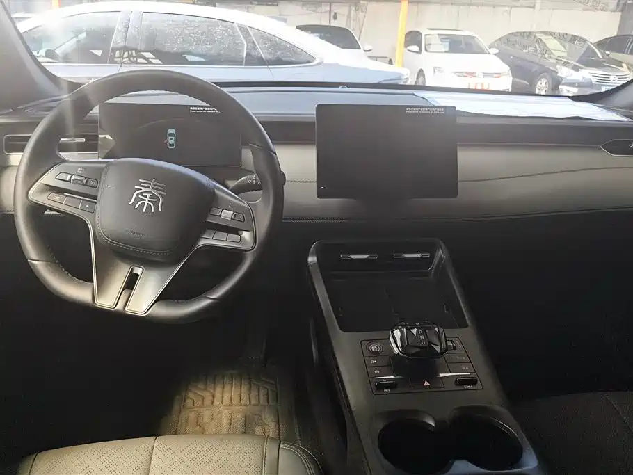 BYD Qin PLUS 2025 — фото 12
