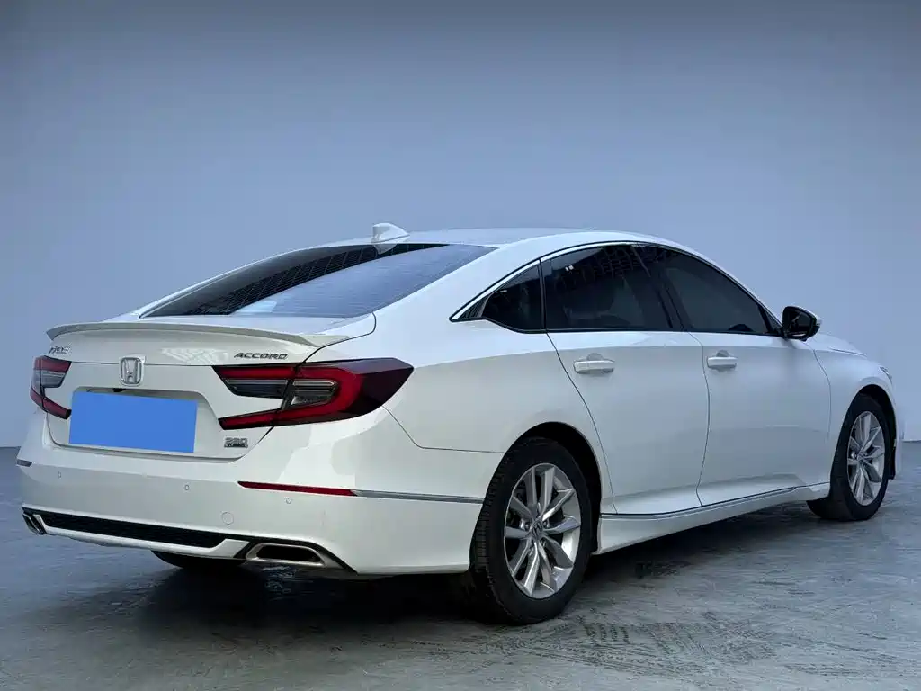 Honda Accord 2023 — фото 4