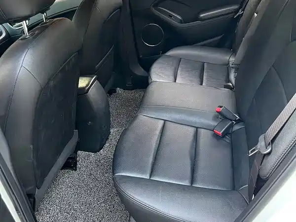 Kia K3 2016