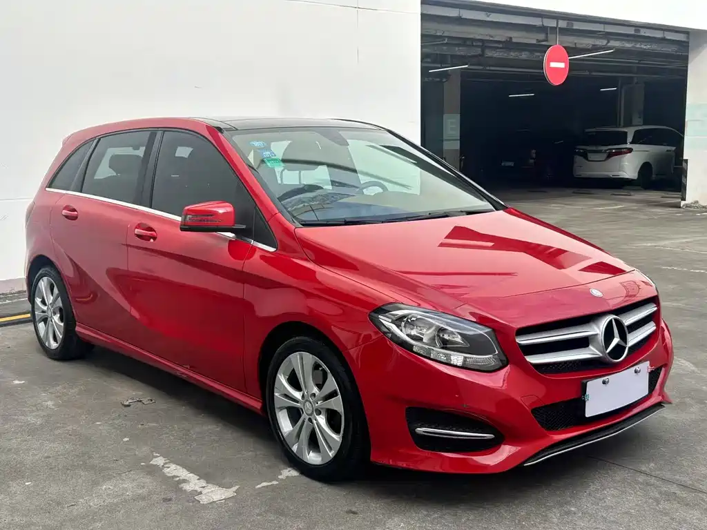 Mercedes-Benz B-Class 2017 — фото 3