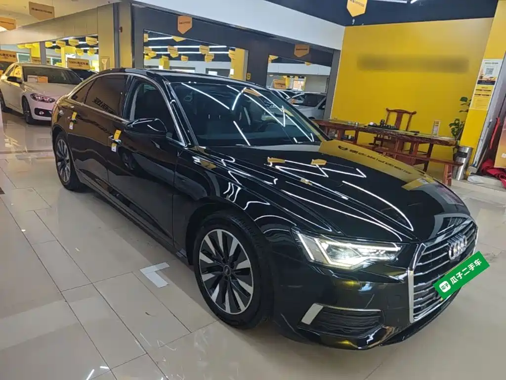 Audi A6L 2022
