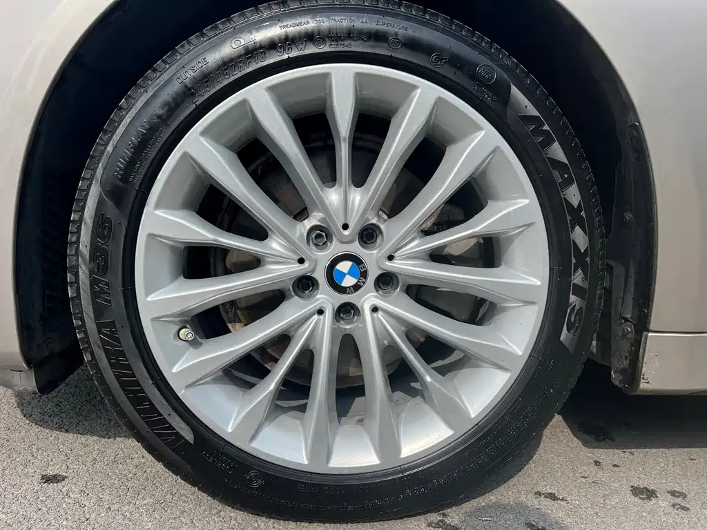BMW 5 Series 2020 — фото 15