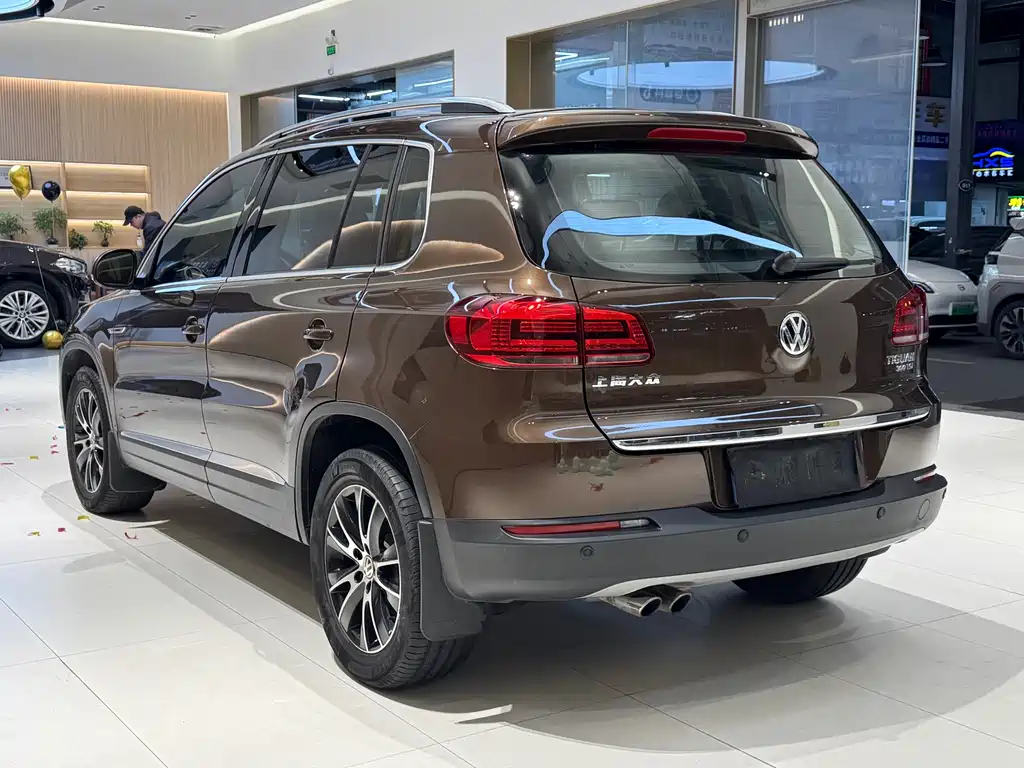 Volkswagen Tiguan 2016 — фото 9