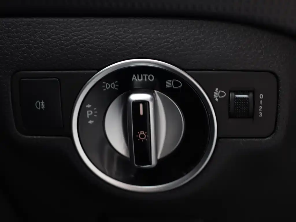 Mercedes-Benz A-Class 2015 — фото 15