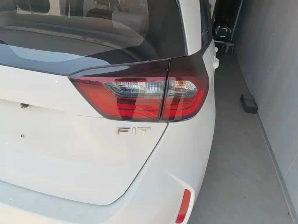 Honda Fit 2020 — фото 8
