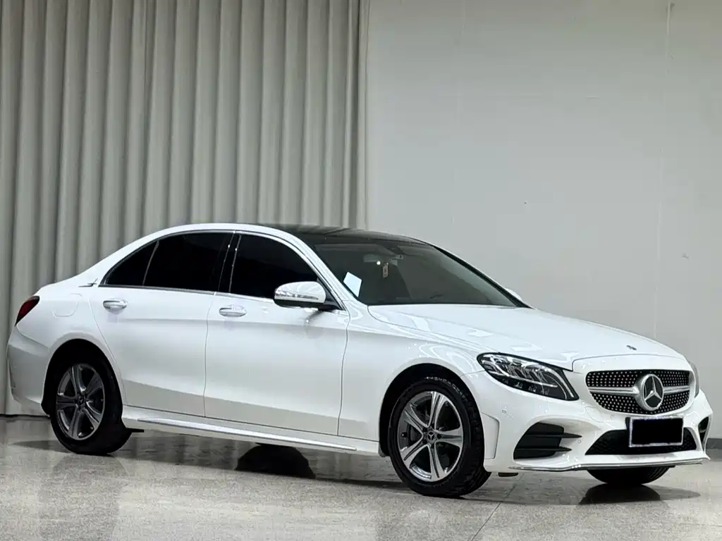 Mercedes-Benz C-Class 2019 — фото 3