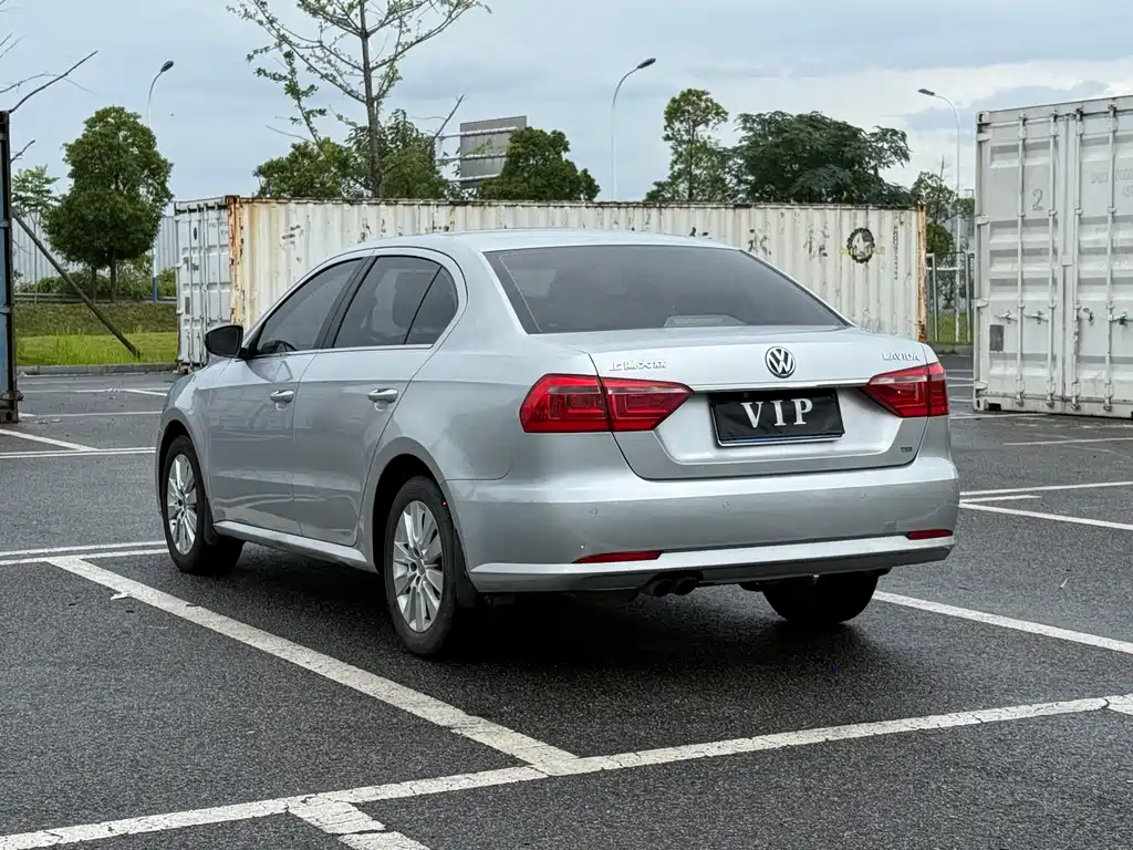 Volkswagen Lavida 2014