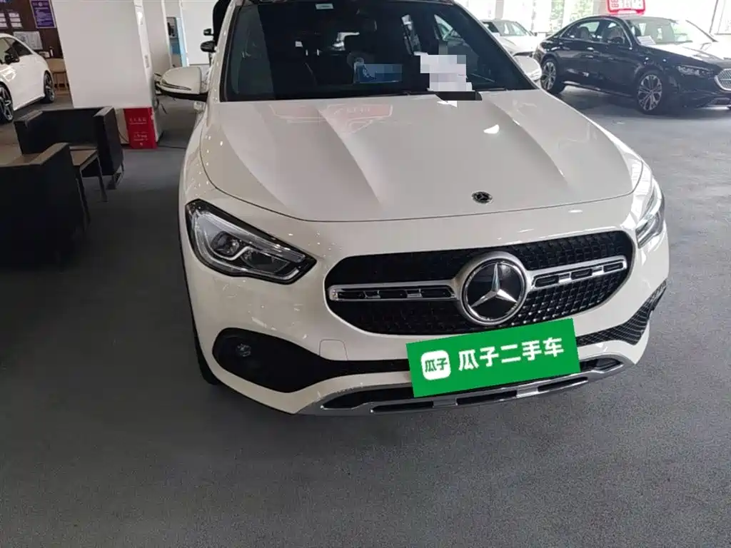Mercedes-Benz GLA 2024 — фото 3