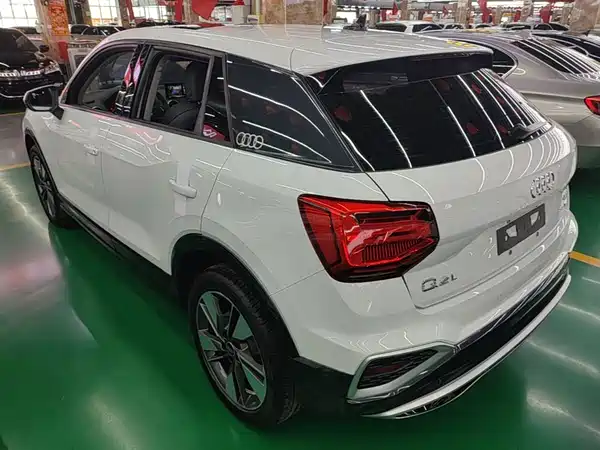Audi Q2L 2022