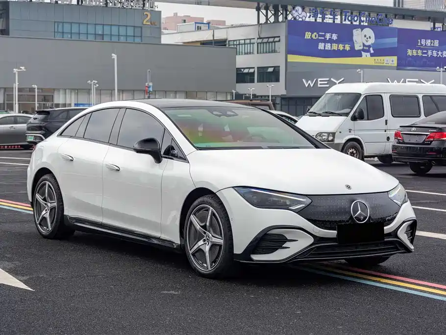 Mercedes-Benz EQE 2025