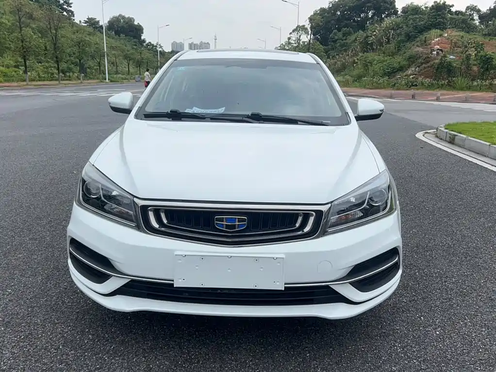 Geely Emgrand 2019 — фото 25