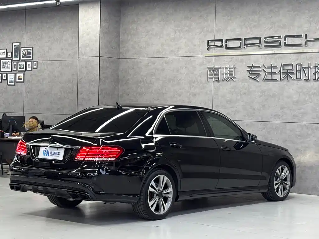 Mercedes-Benz E-Class 2015