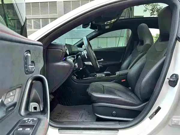 Mercedes-Benz CLA 2022
