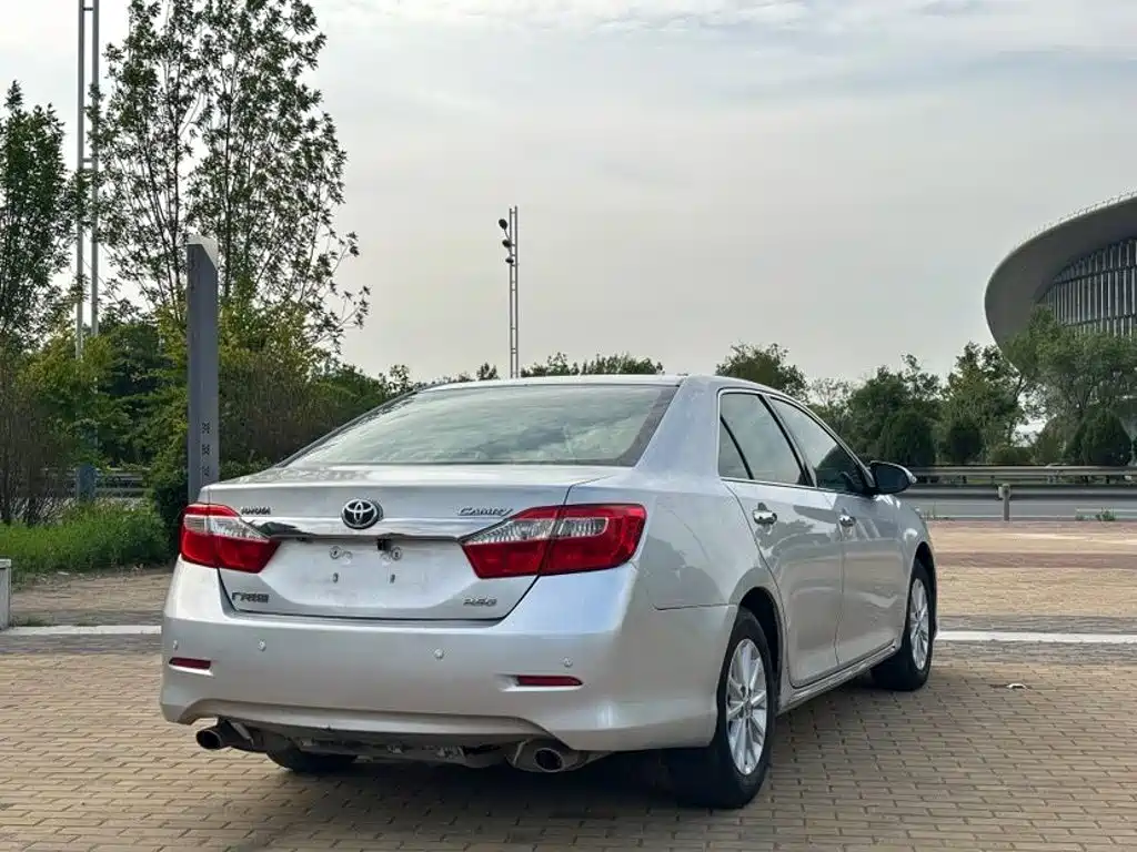 Toyota Camry 2012