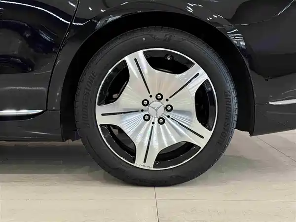 Mercedes-Benz Maybach S-Class 2024