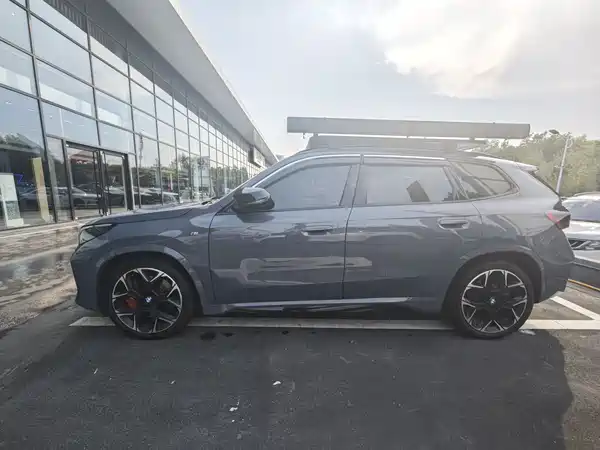 BMW X1 M35Li 2025