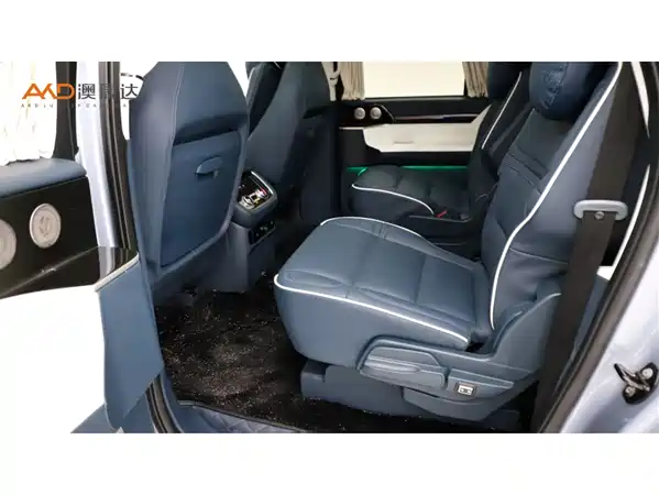 Lincoln Navigator 2021