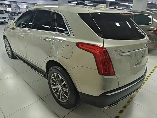 Cadillac XT5 2016