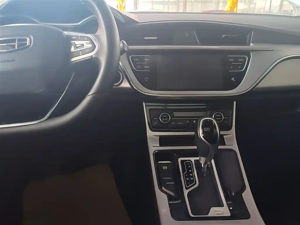 Geely Emgrand GS 2020 — фото 10