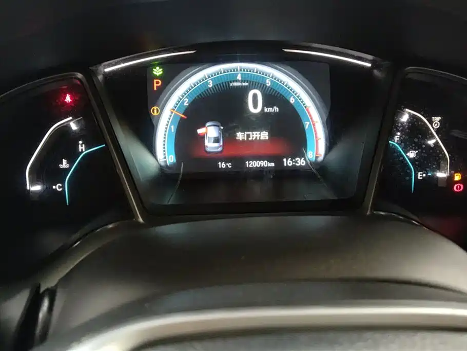 Honda Civic 2017 — фото 14