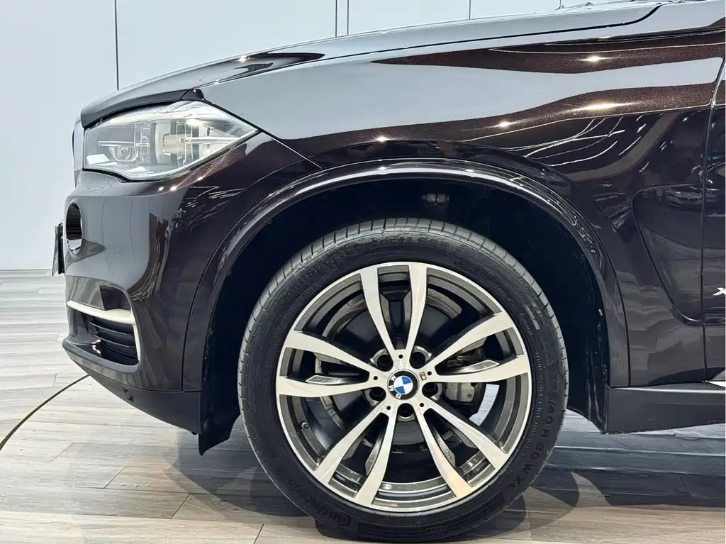 BMW X5 2018 — фото 29
