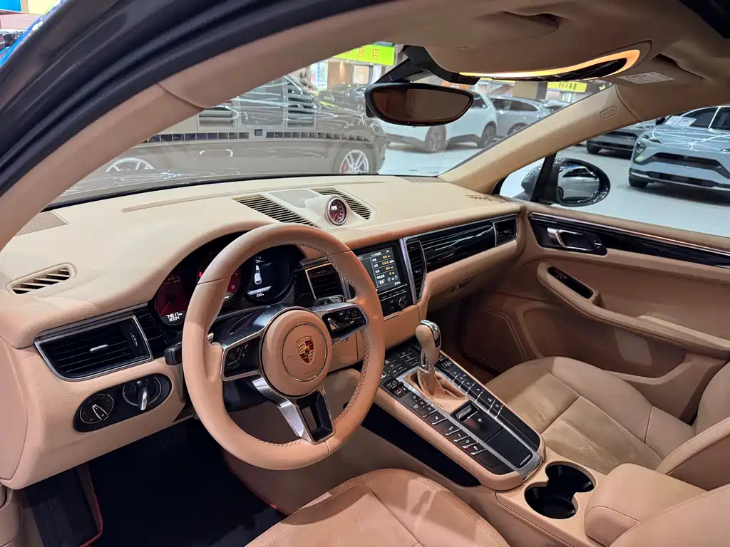 Porsche Macan 2015 — фото 6