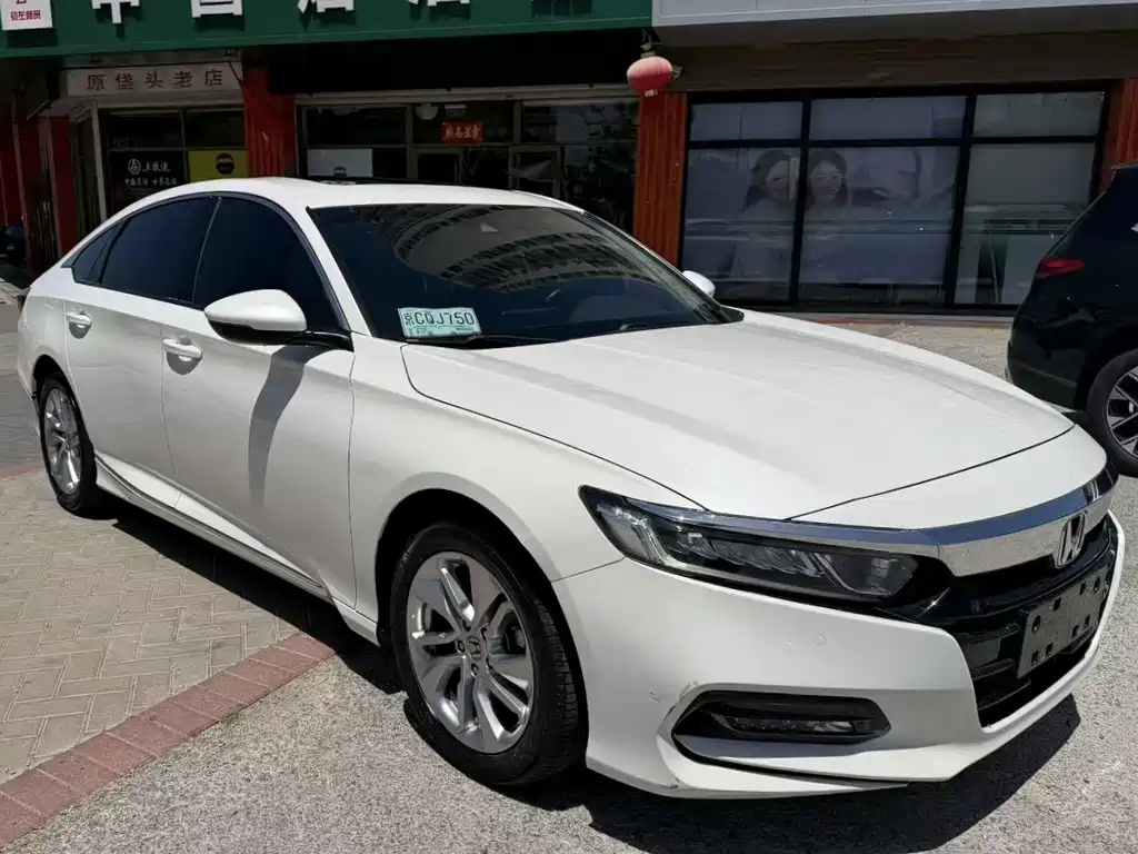 Honda Accord 2019 — фото 2