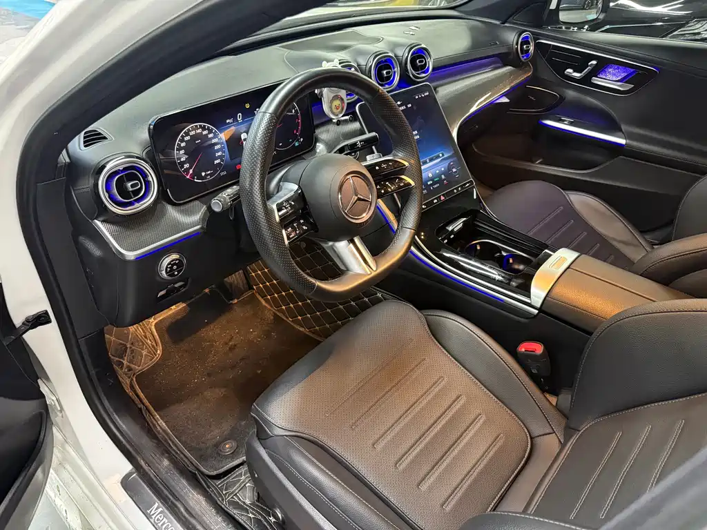 Mercedes-Benz C-Class 2023