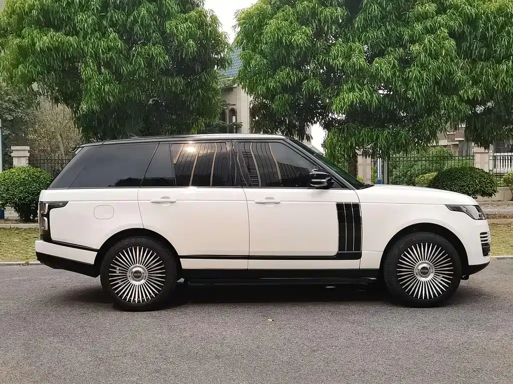 Land Rover Range Rover 2016 — фото 16