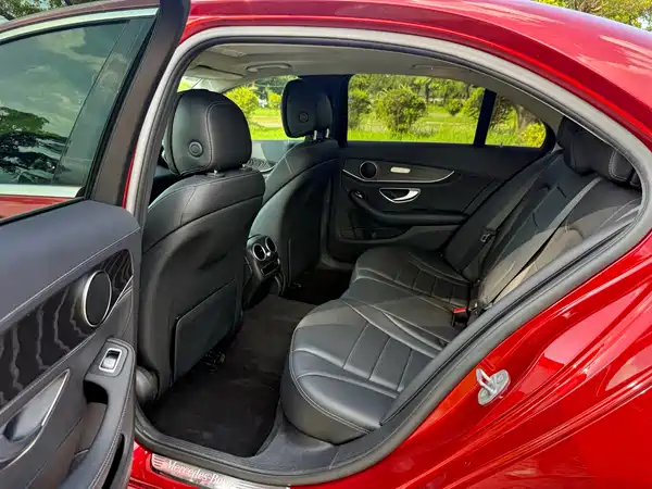 Mercedes-Benz C-Class 2020