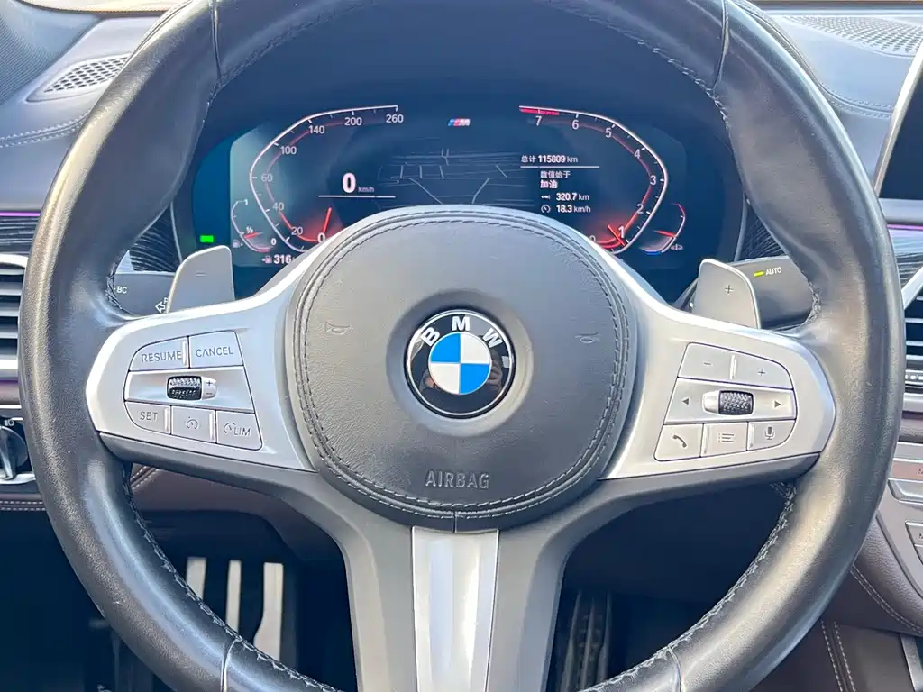 BMW 7 Series 2023 — фото 10