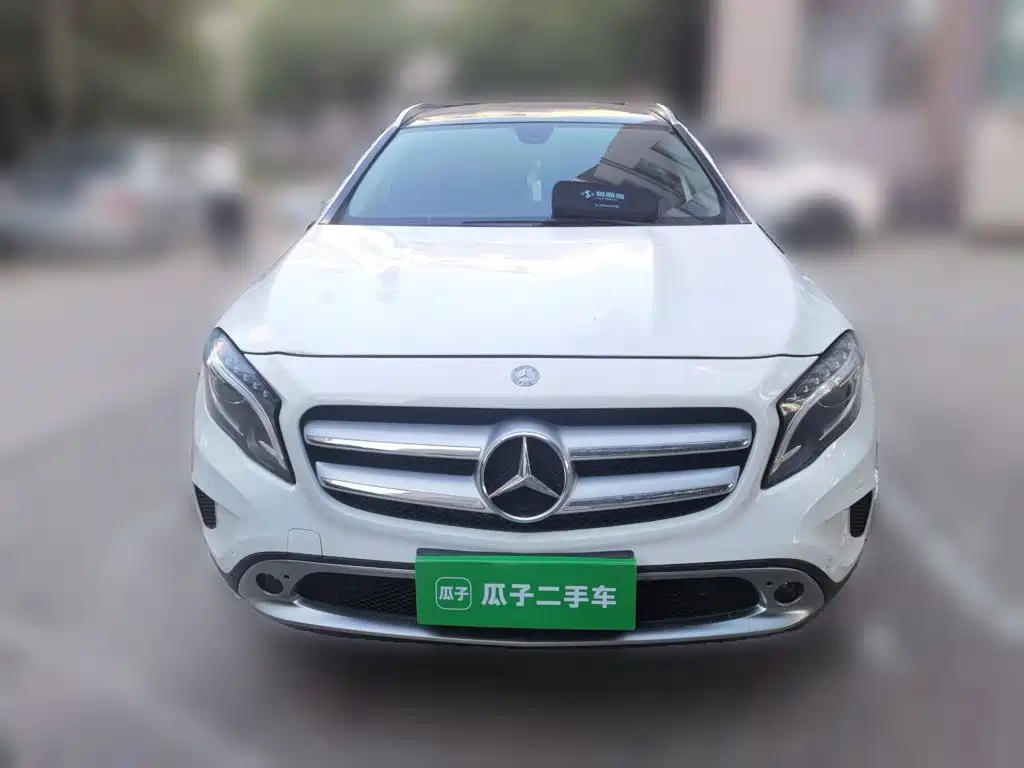 Mercedes-Benz GLA 2015