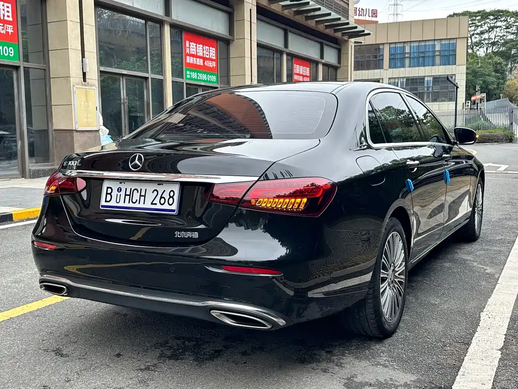 Mercedes-Benz E-Class 2023 — фото 5