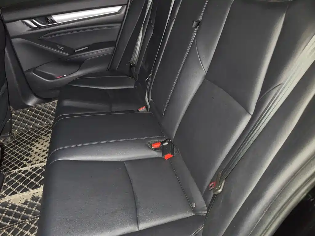 Honda Accord 2021 — фото 14
