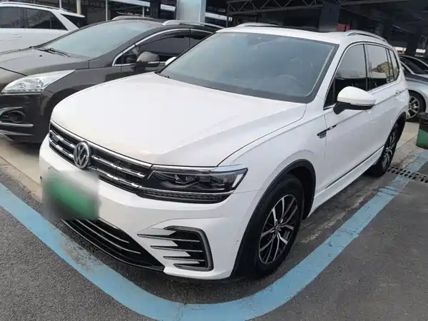 Volkswagen Tiguan L Plug-In Hybrid 2019