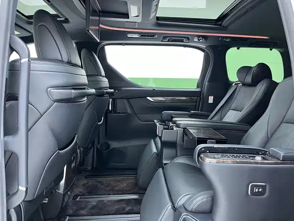 Toyota Vellfire 2021