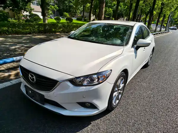Mazda Atenza 2015