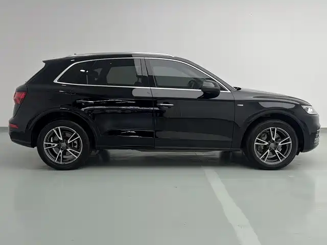 Audi Q5L 2019