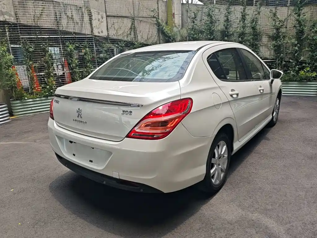 Peugeot 308 2015